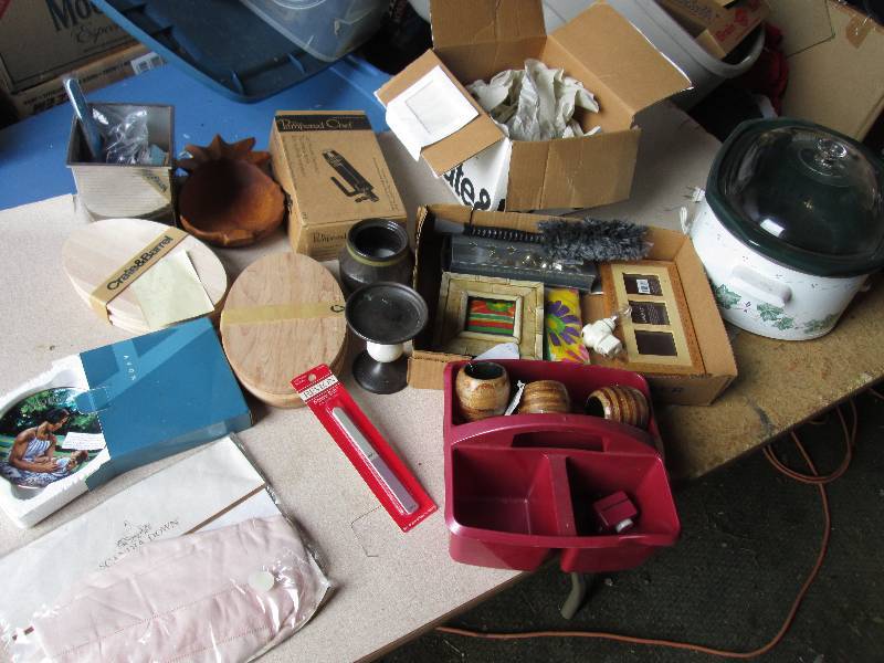 Fancy table serving supplies and mo...