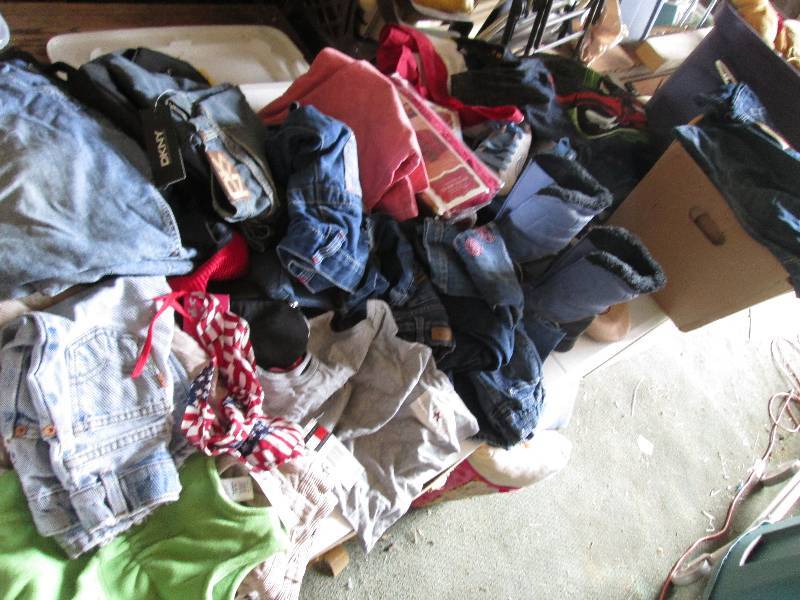 Large lot of jeans and clothes, som...