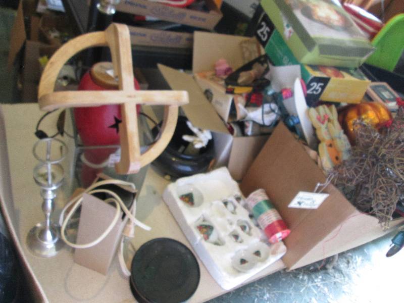 Large lot of seasonal dcor...