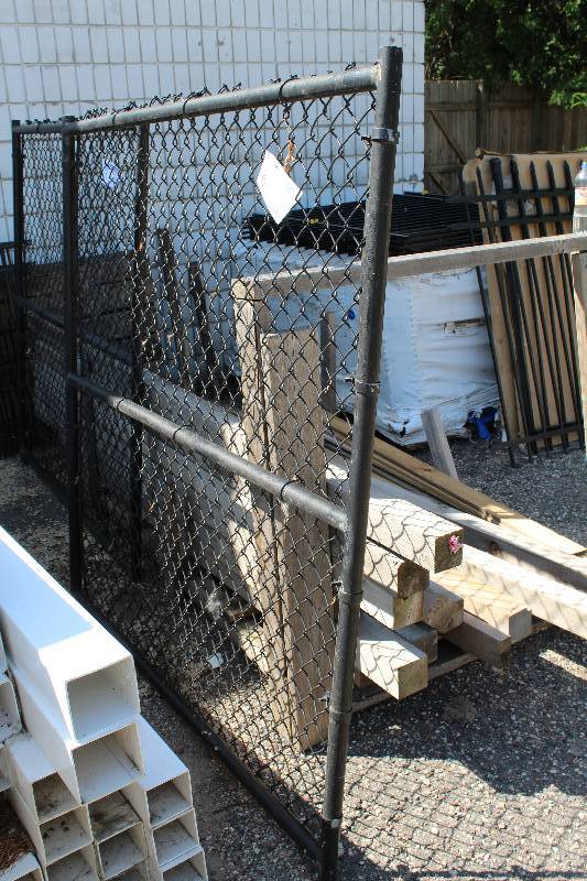 lot 6 image: Welded black vinyl chain link gate