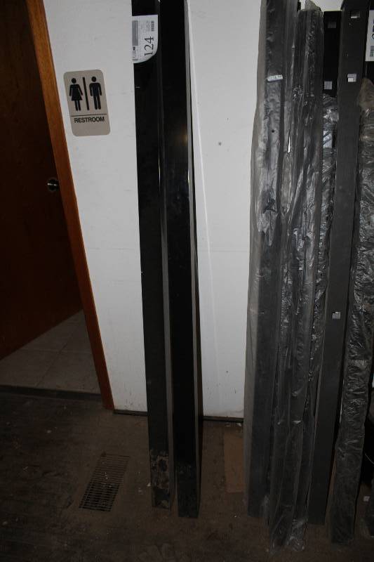 lot 124 image: Lot of (2) heavy duty aluminum gate posts