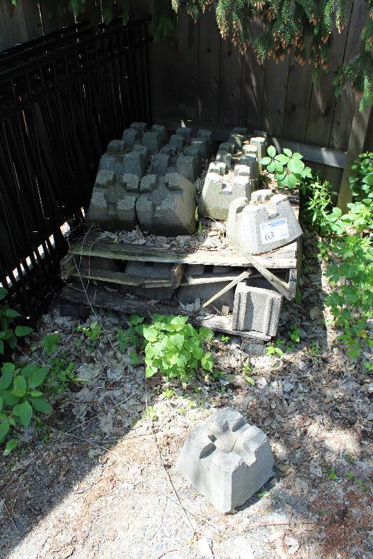 lot 63 image: Lot of (Approximately 22) Concrete Blocks