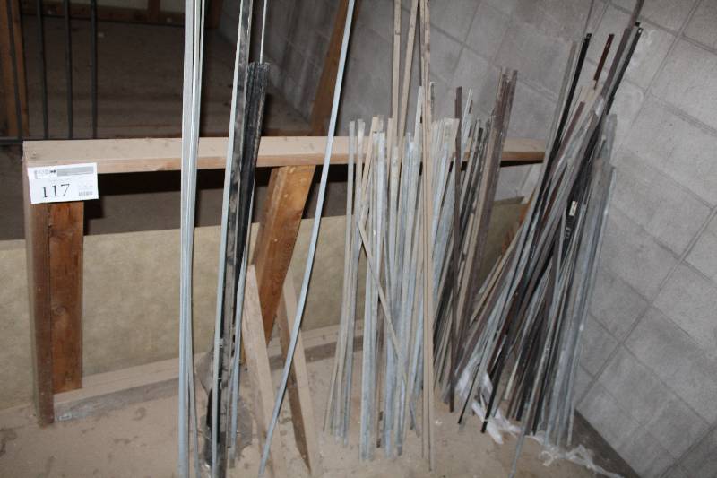 lot 117 image: Concrete Tensioning Rods