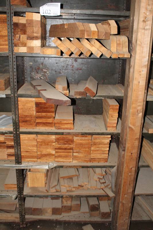 lot 102 image: Wood Boards
