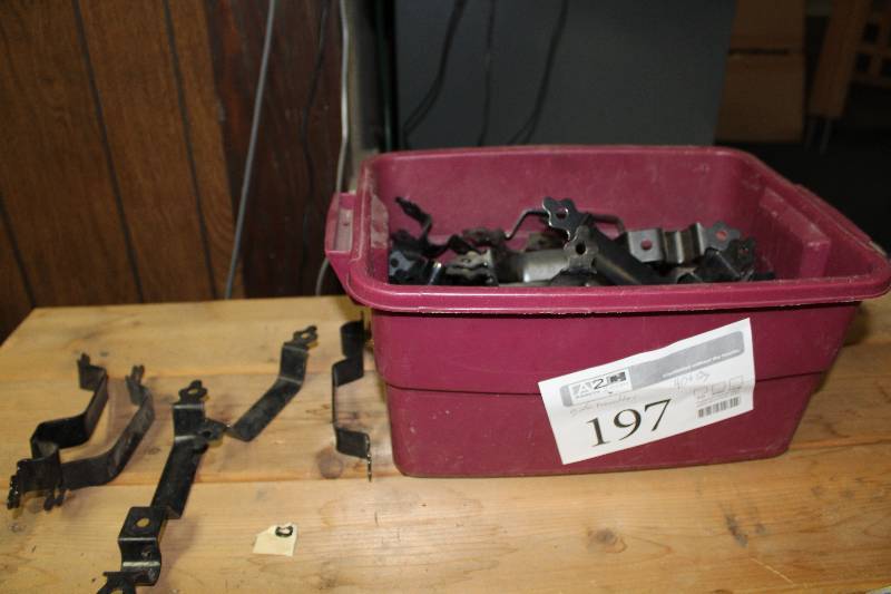 lot 197 image: Lot of (40) Fence Handles