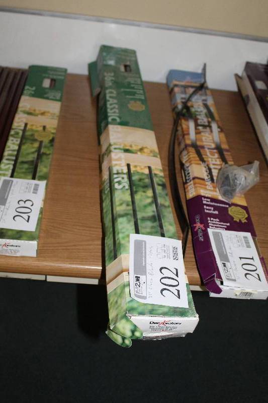 lot 202 image: Lot of (2) 36in. Baroque Baluster