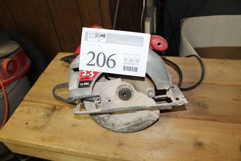 lot 206 image: Skilsaw 7.25in. Circular Saw