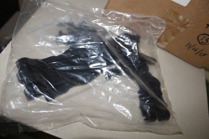 lot 209 image: Lot of (7) Ameristar 8in. Half Strap