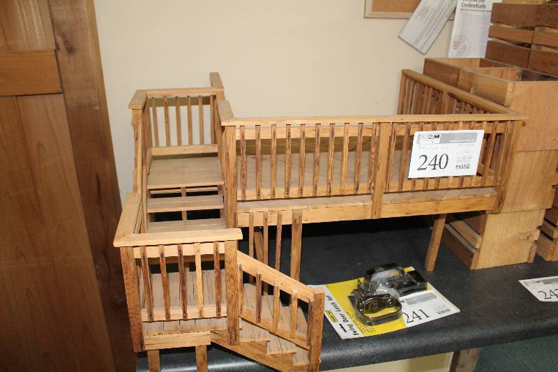 lot 240 image: Wood Deck Model