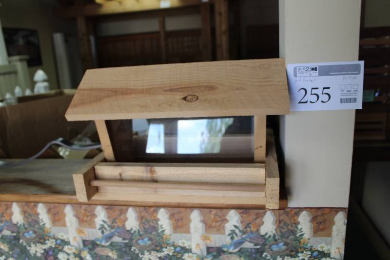 lot 255 image: Wood Bird Feeder