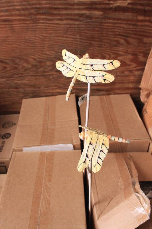 48 Dragonfly Garden Picks in Assorted Colors 18