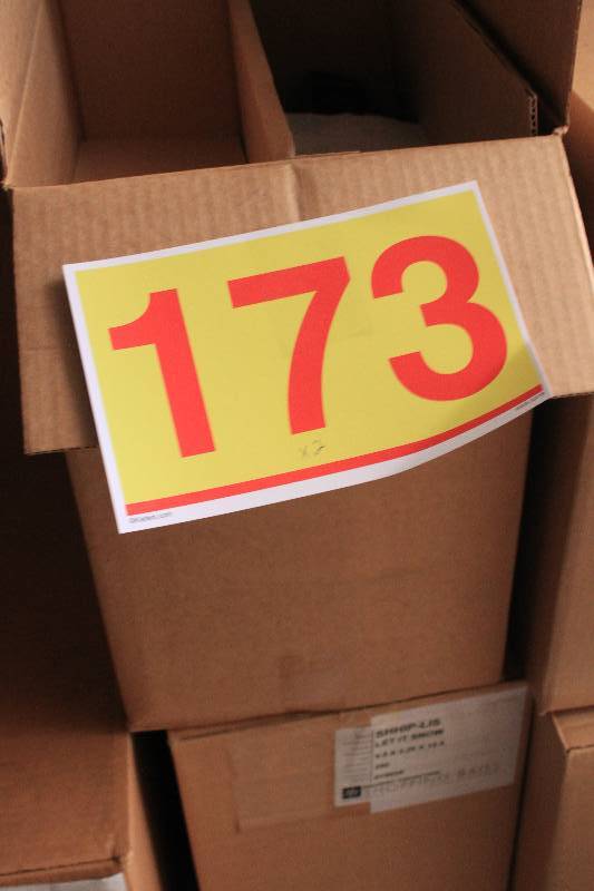 500 Let Ite Snow Handled Gift Bag 5-12 x 3-14 x 12-12