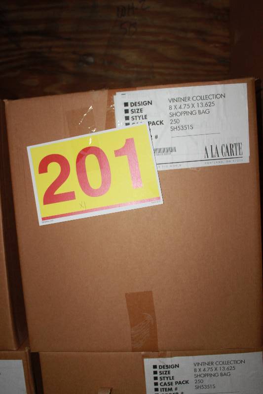 250 Vintner Handled Gift Bags 8 x 4-34 x 13-12