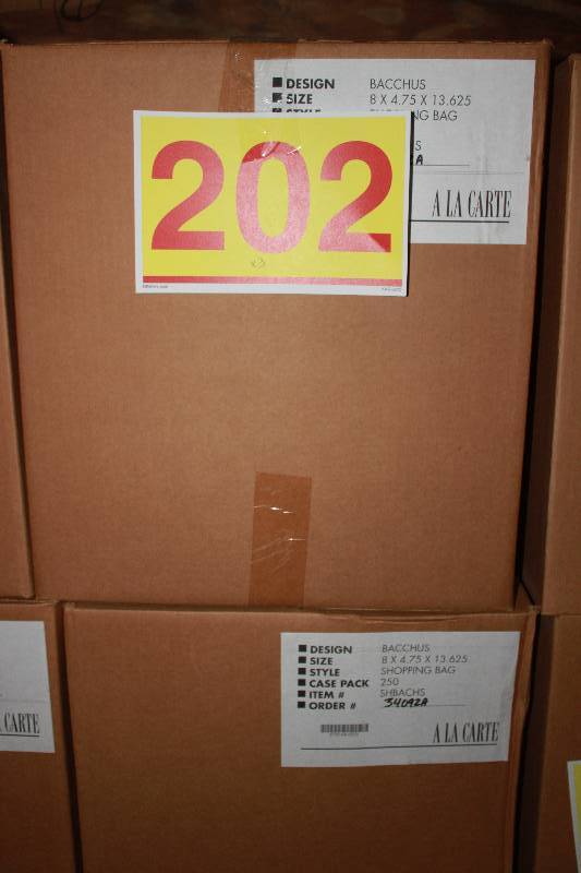 750 Champagne Handled Gift Bags 8 x 4-34 x 13-12