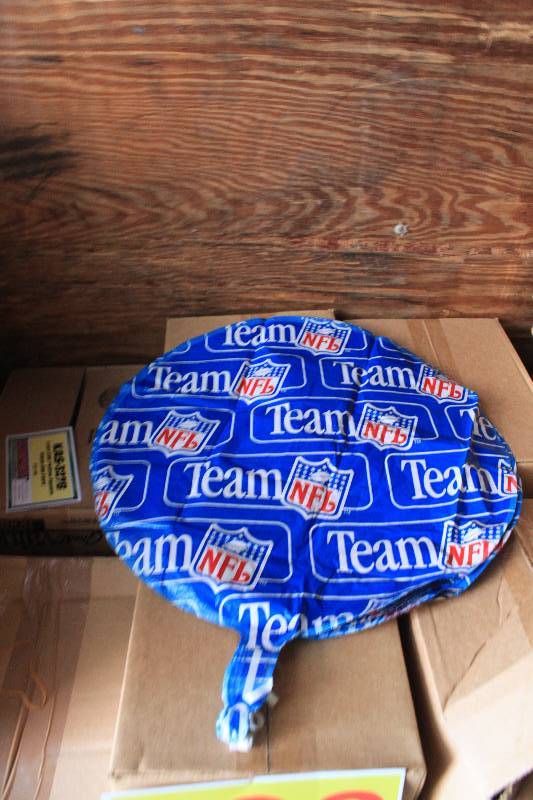 288 Silver Mylar Vikings Balloons 18