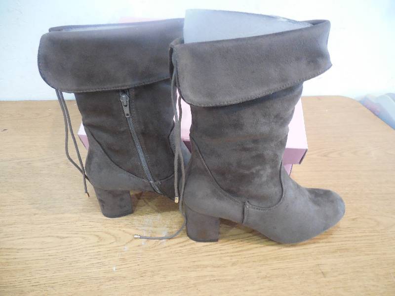 lot 34 image: GC Shoes Womens Lane Boot - SIZE 8