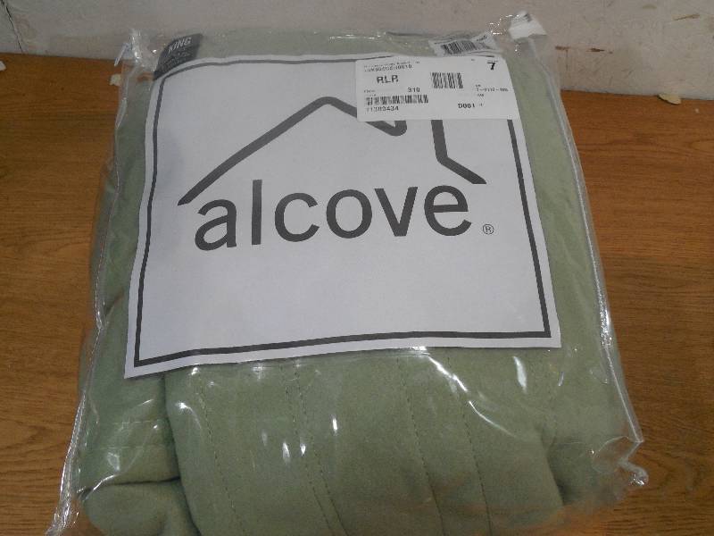 lot 57 image: alcove Electric Fleece Blanket - King