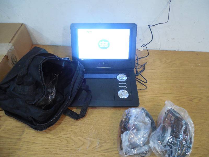 lot 68 image: Digital Zone 9 Portable DVD Player with Remote Control and Dual Headphones