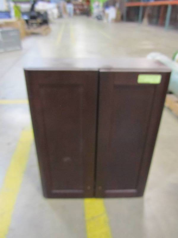 lot 43 image: BATHROOM WALL MEDICINE CABINET IN CHESTNUT