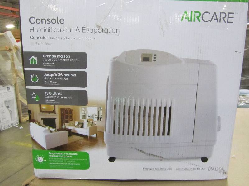 lot 17 image: AIRCARE 3.6-GAL. EVAPORATIVE HUMIDIFIER FOR 3.600 SQ FT.