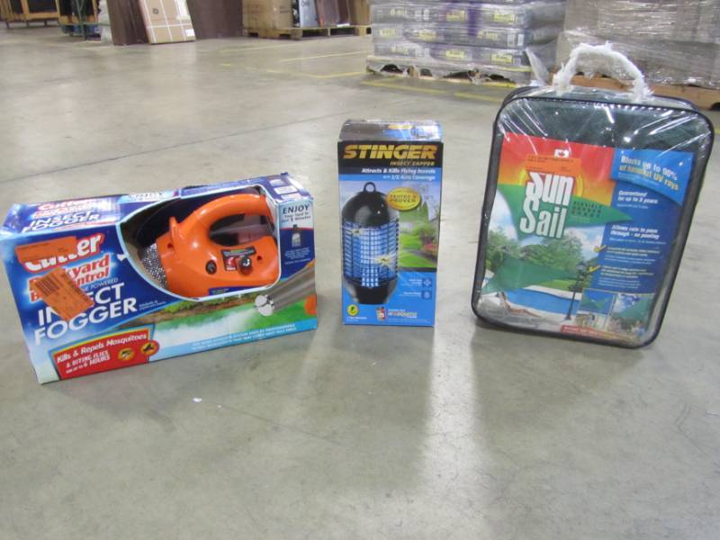 lot 63 image: OUTDOOR BUG AND SUN PROTECTION
