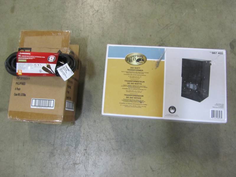 lot 48 image: HAMPTON BAY 12-VOLT LOW-VOLTAGE 200-WATT TRANSFORMER & EXTENSION CORDS (4)