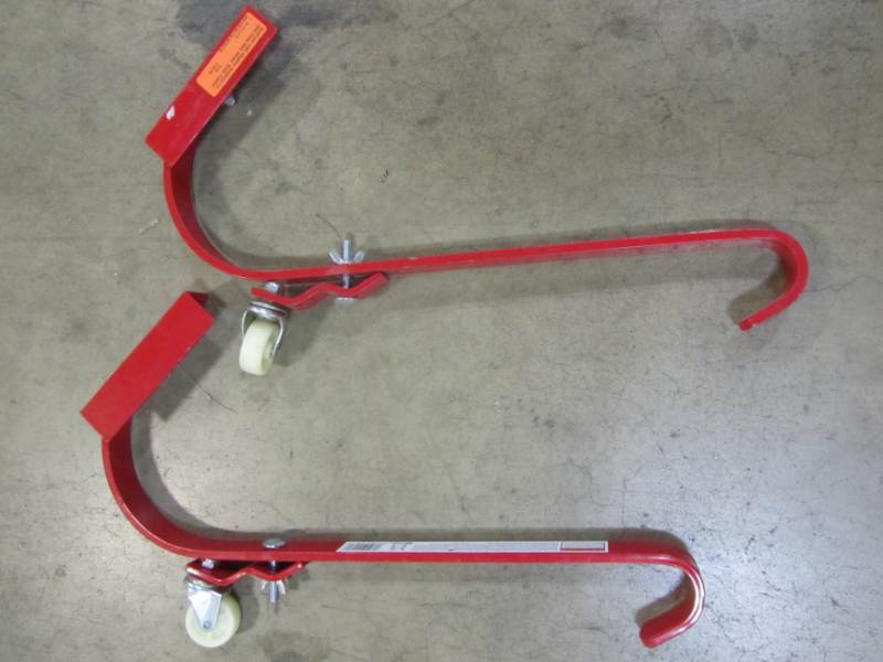 lot 52 image: 2 QUALCRAFT WEATHER RESISTANT LADDER HOOK WITH WHEEL, STEEL, POWDER COATED