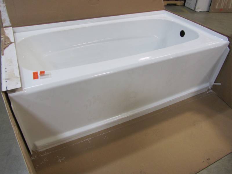 lot 13 image: DELTA CLASSIC 400 5 FT. RIGHT-HAND DRAIN SOAKING TUB IN HIGH GLOSS WHITE