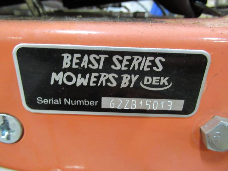 ZBEAST 62 in. COMMERCIAL MOWER FOR PARTS MN Home Outlet Auctions