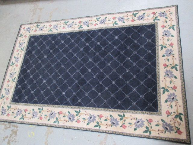 NYLON AREA RUG