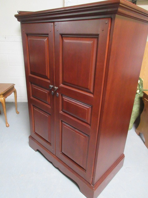 HOOKER ENTERTAINMENT CENTER