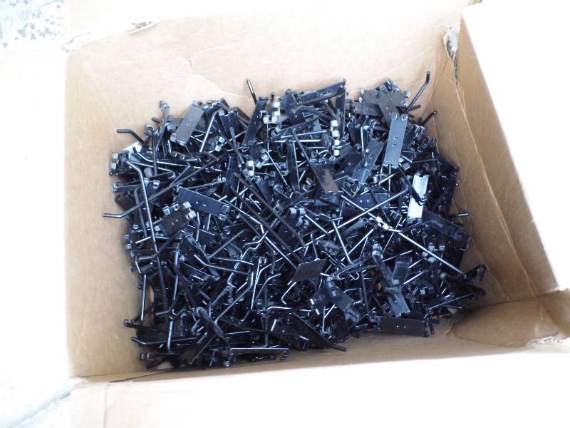 lot 5 image: Grid Wall Hooks