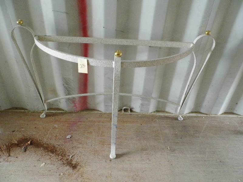 lot 23 image: Table Frame NO GLASS