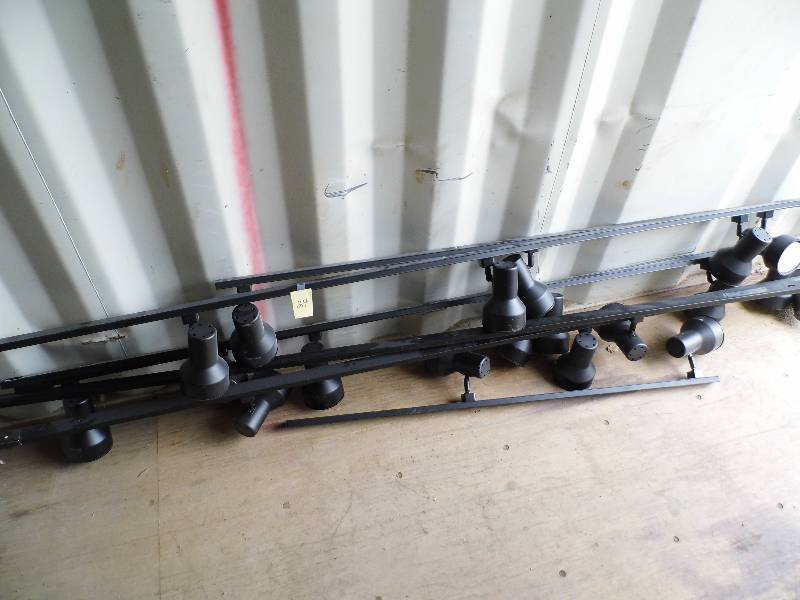 lot 24 image: Track Lighting