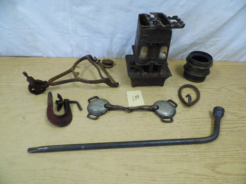 Salesman Size Cook Stove - Misc