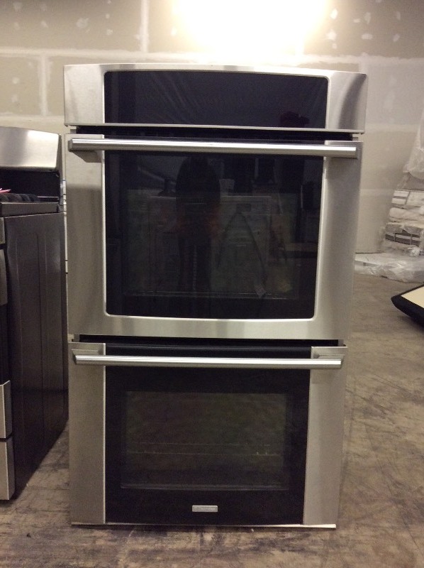 lot 21 image: Electrolux Double Oven Stainless Steel Stove