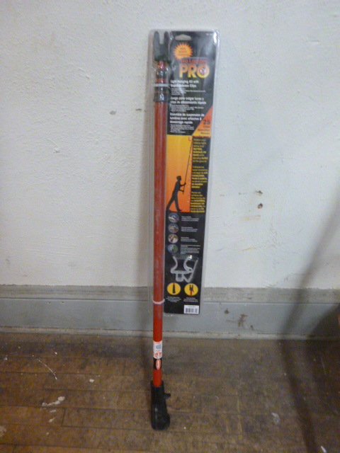 No Ladder Pro Light Hanging Kit