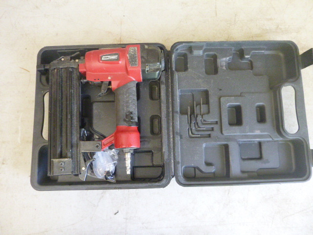 Tool Shop Brad Nailer
