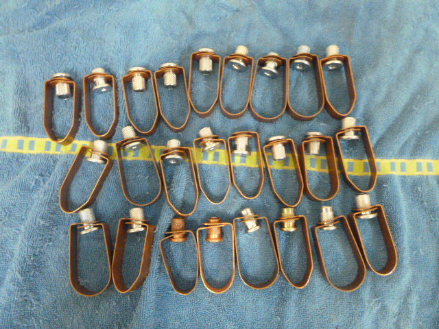 25 Copper Pipe Hangers
