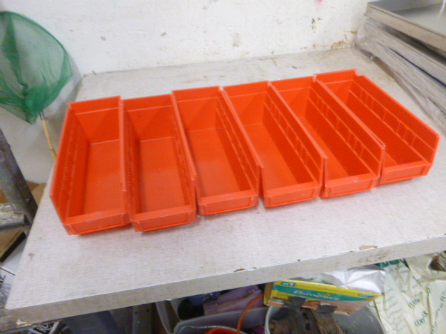 6 Plastic Parts Bins