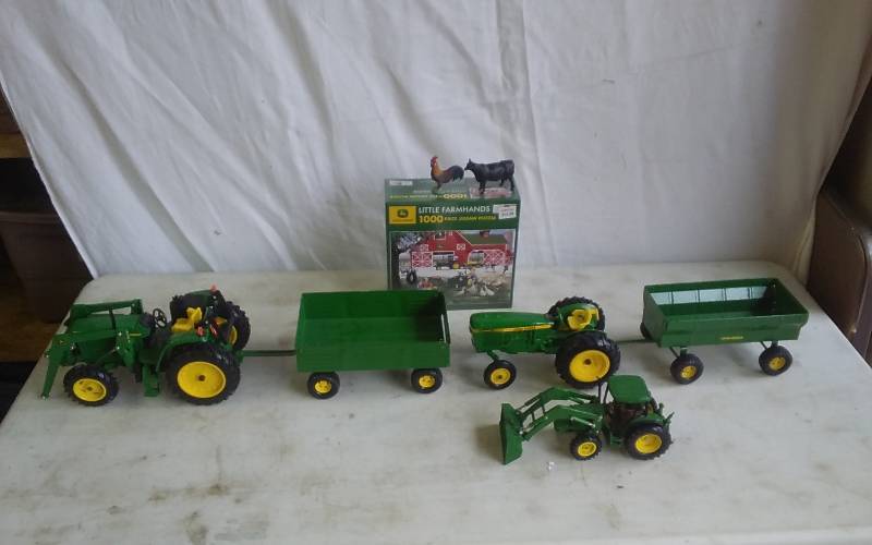 John Deere Tractors, Trailers, New Puzzle