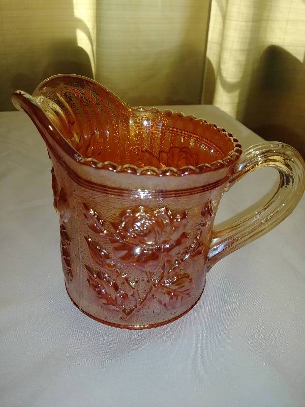 lot 151 image: Imperial Luster Rose  Imperial Rose, Marigold, Creamer
