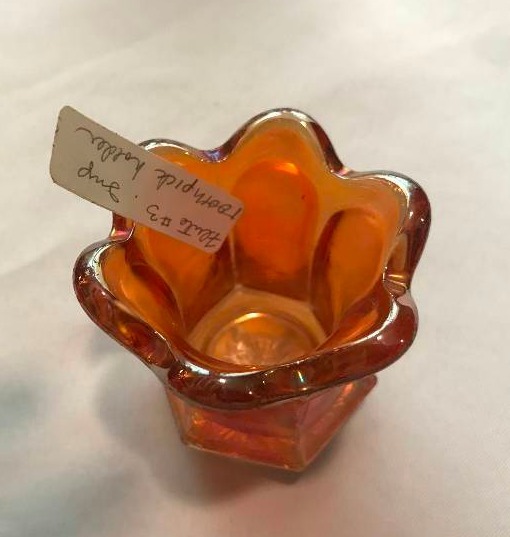 lot 152 image: Imperial Flute #3, Marigold, Toothpick Holder