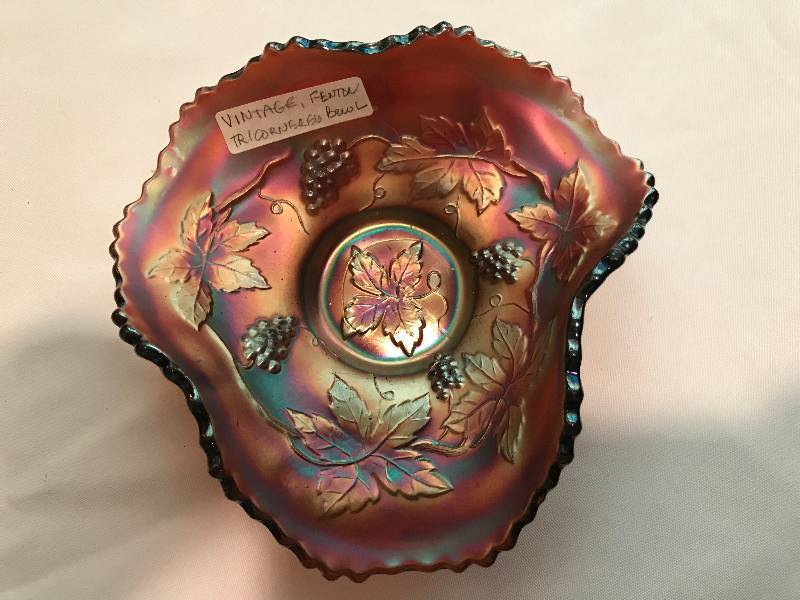 lot 175 image: Fenton, (1910) Vintage, Amethyst, Tricornered, Small Bowl