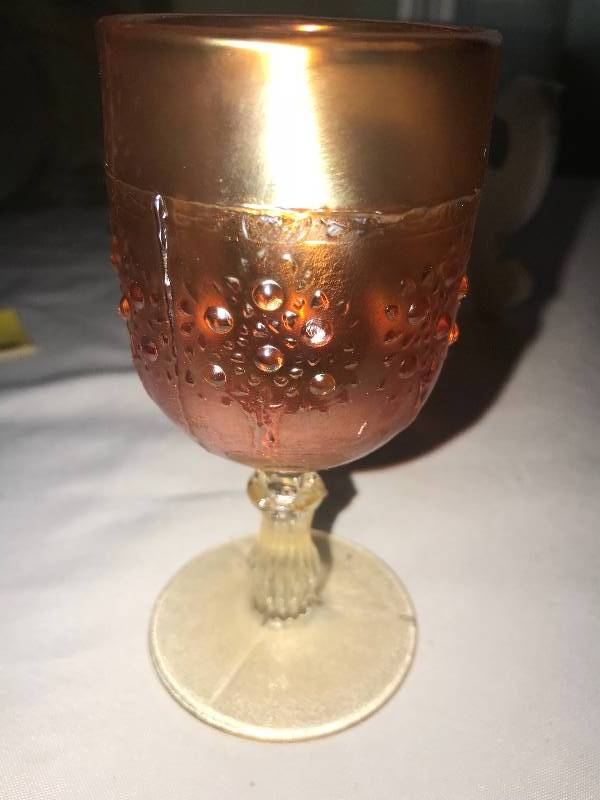 lot 289 image: Fenton orange tree Marigold goblet