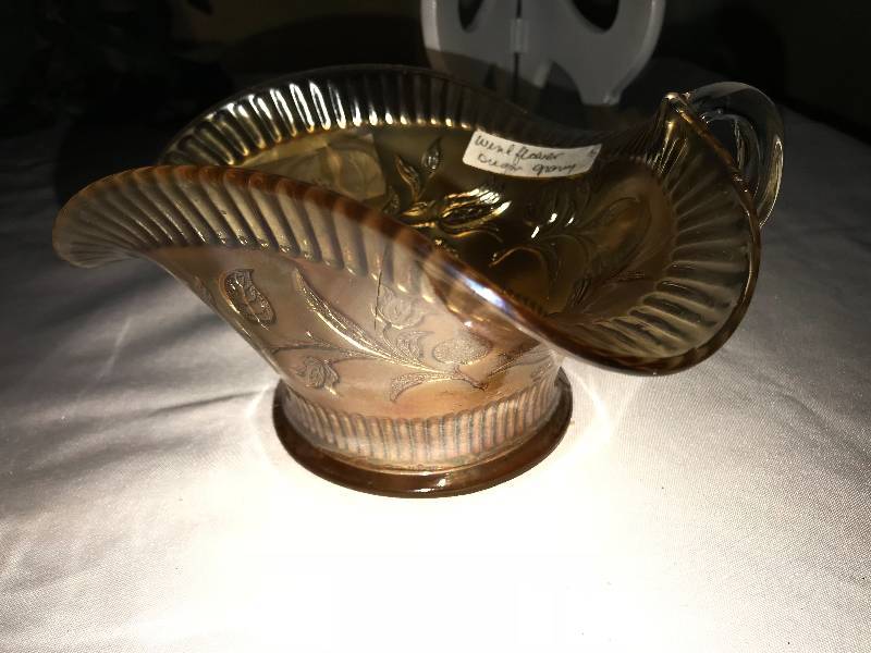lot 345 image: Dugan, Windflower, gravy Bowl