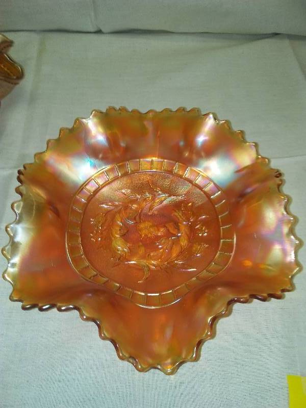 lot 412 image: Dugan Windflower Flat Bowl (8  in.) and Fish scale and beads Small Bowl (6 in.)