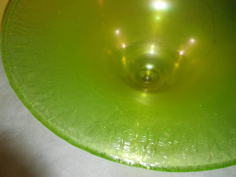 lot 387 image: Vaseline Glass