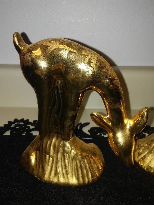 lot 368 image: Weeping Gold Pottery Fawns (2) 22k gold