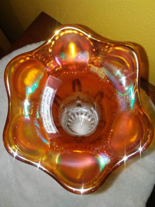 lot 350 image: Imperial Glass e Beaded Bulls Eye pattern